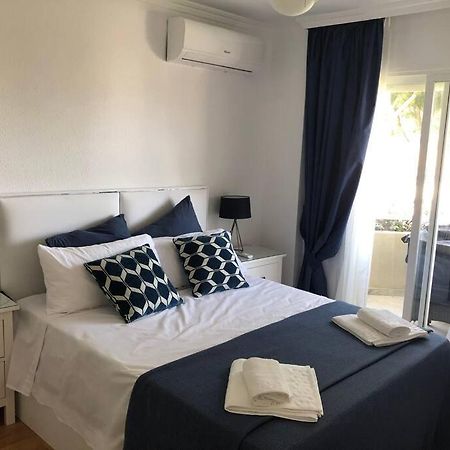 Apartamento Torremolinos 5 Personas + Parking + Piscina Todo El Ano Eksteriør bilde