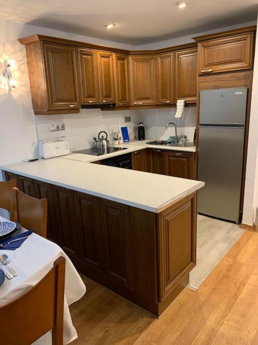 Apartamento Torremolinos 5 Personas + Parking + Piscina Todo El Ano Eksteriør bilde